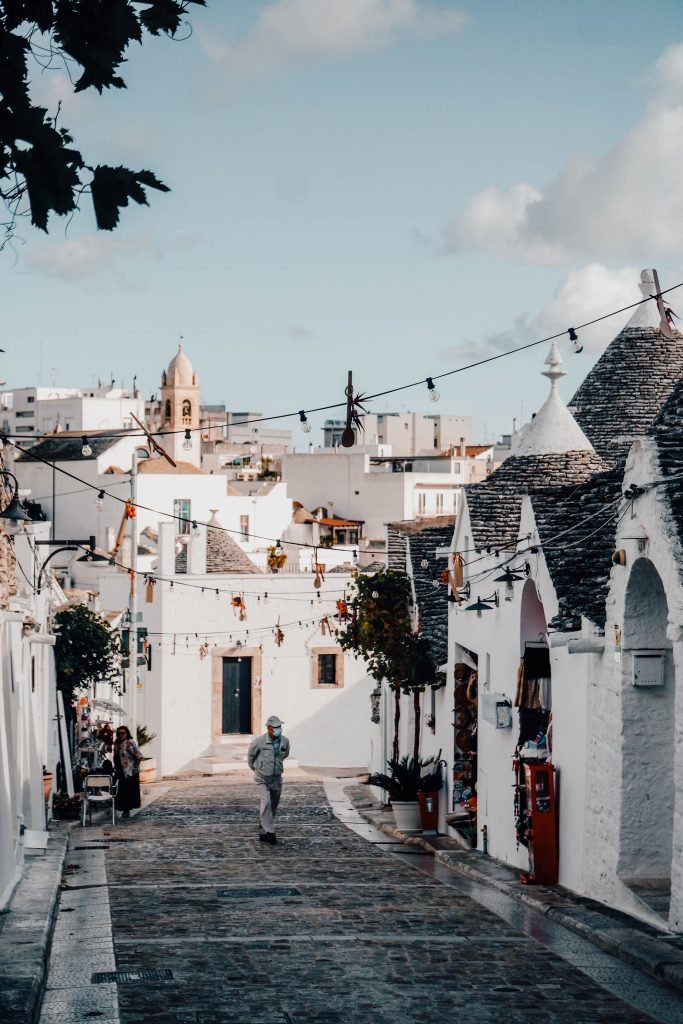 Quick travel guide to Alberobello in Puglia: Picture Perfect Trulli