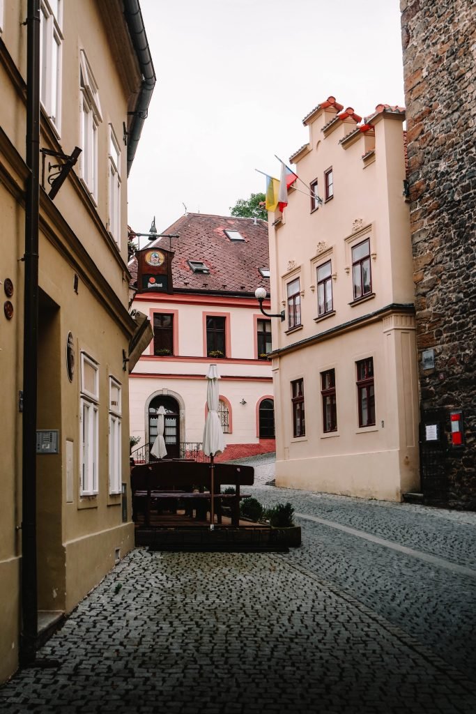 Travel Guide to Loket: Discover This Picturesque Czech Town